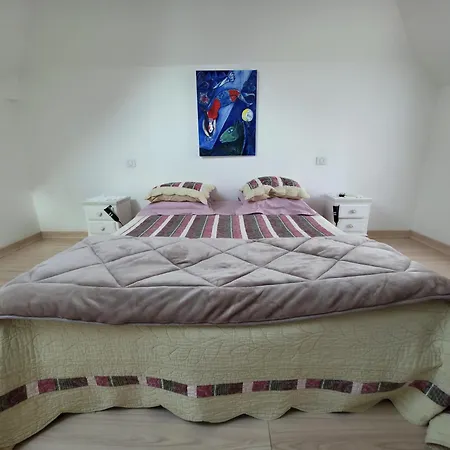 فندق مبيت وإفطار La Grouas 3*